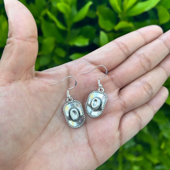 Cowboy 🤠 Hat Earrings - Picture 1 of 1